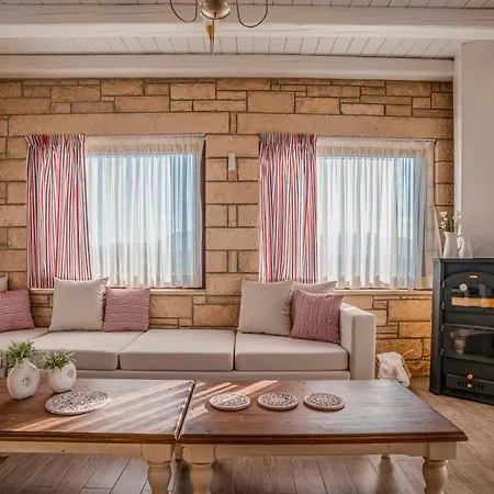 Indigo With Private Pool-gym-sauna-bbq By Hospi