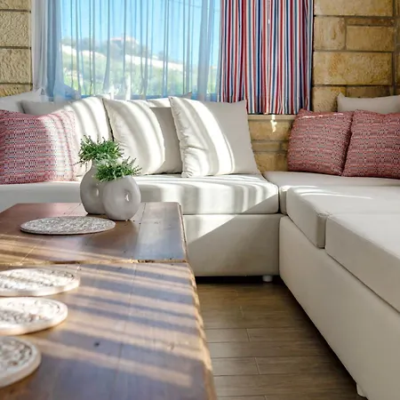 Apartment Indigo With Private Pool-gym-sauna-bbq By Hospi