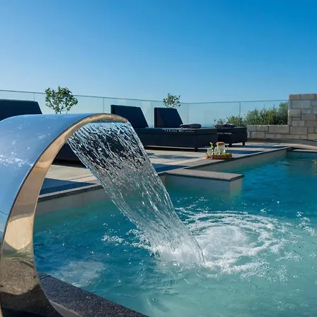Indigo With Private Pool-gym-sauna-bbq By Hospi Apartment *